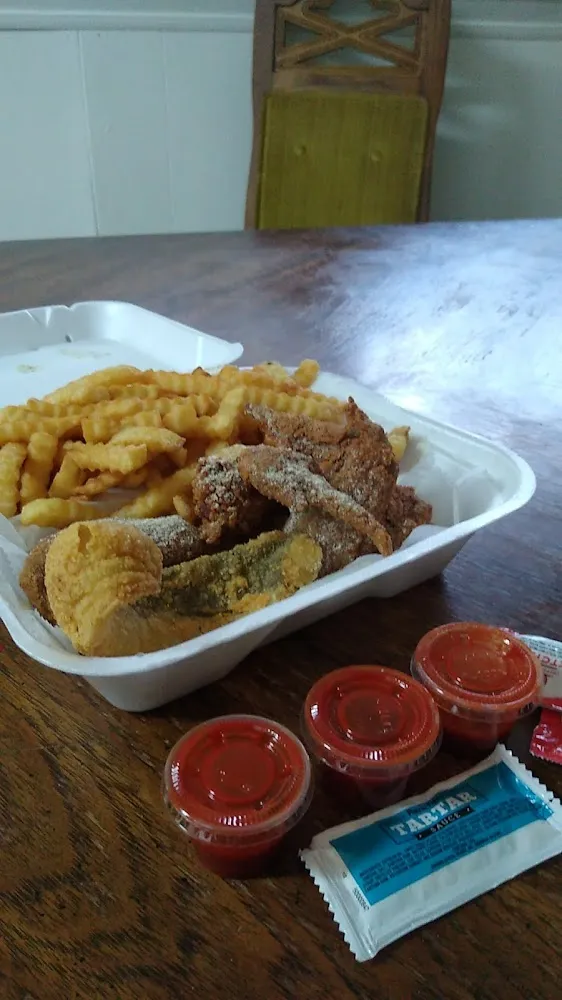 3 PC Chicken 2pc Whiting & Fries